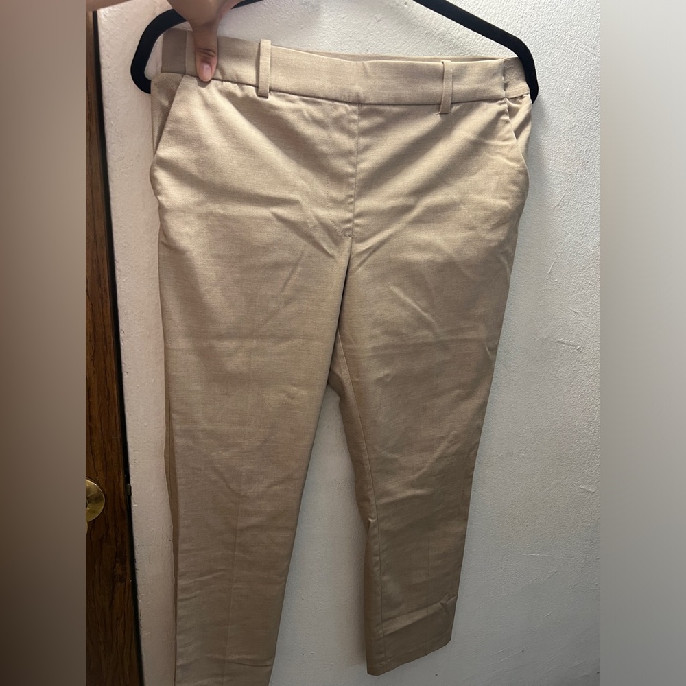 H and M Women’s 10 Khaki Dress Pants